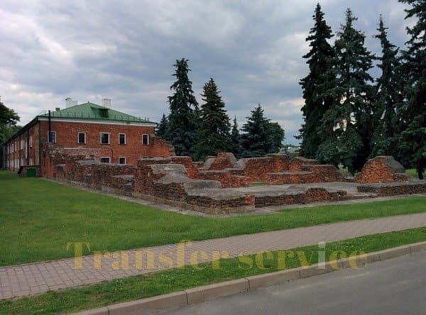 Руины в Брестской крепости