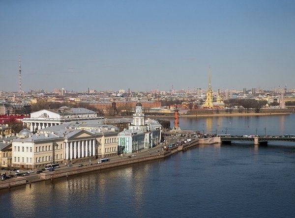 Набережная в Санкт-Петербурге