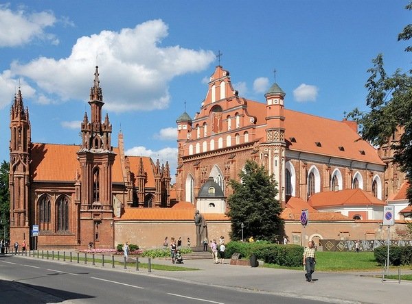 Фотография Костела Святой Анны в Вильнюсе