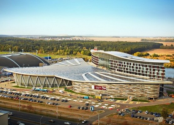 Wir bieten Taxidienstleistungen vom Flughafen Minsk zu ...